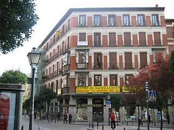 Hostal Gallardo Мадрид Екстериор снимка