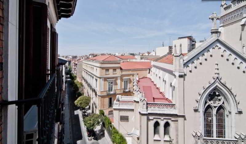Hostal Gallardo Мадрид Екстериор снимка